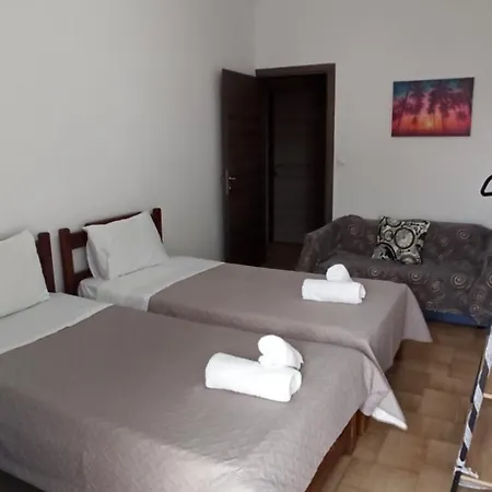 Gs Lumen Apartman *