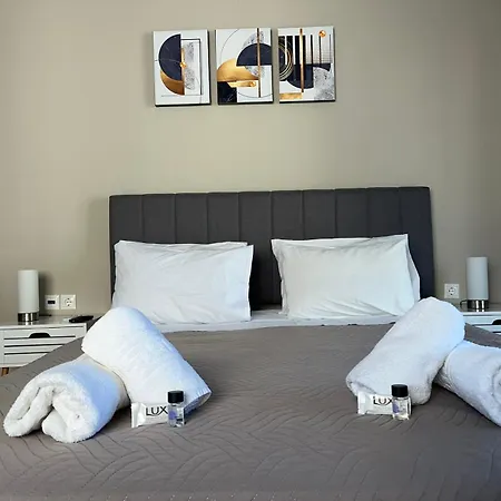 Gs Lumen Apartman Hriszí Aktí Haniá